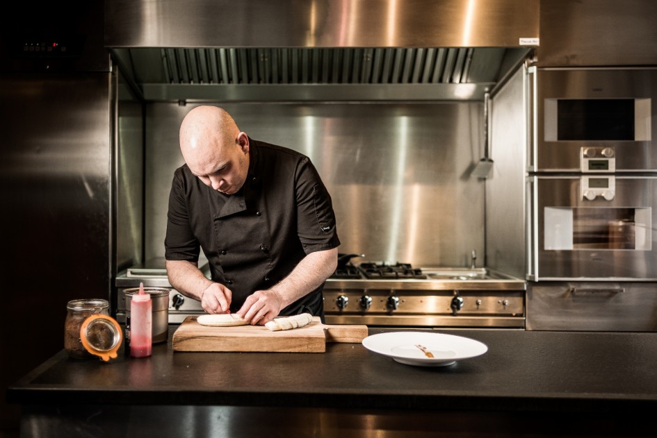 Luxury chalet chef liam malcolmson from chalet marco polo ... Chalet Blanc inspiration
