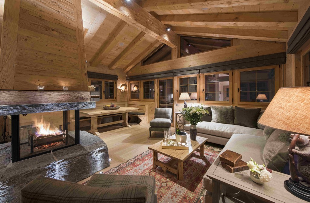 Luxury Chalet Chouqui Fireplace