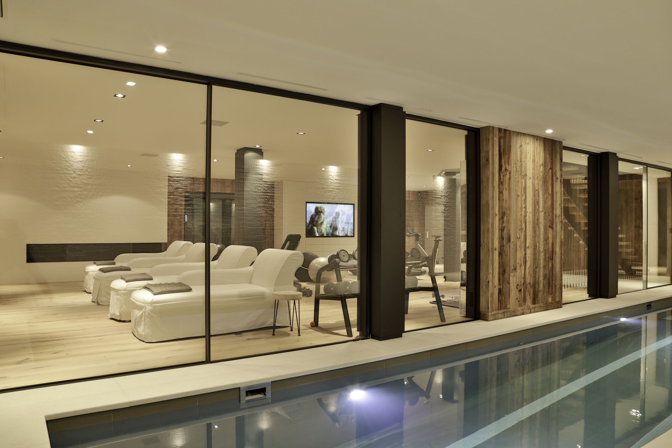 Fermes a la Leonthine, Megeve yoga ski chalet, yoga in the alps, yoga in the mountains, ski chalet fitness, yoga holiday Megeve