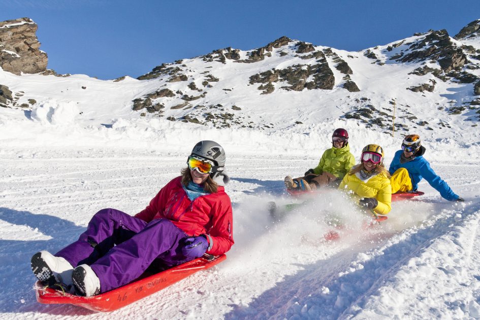 Toboggan runs in Courchevel offer a great family activity for non-skiers! The luge and the sledge slope are particular great mentions for non-skiers in Courchevel 1650 and 1850.