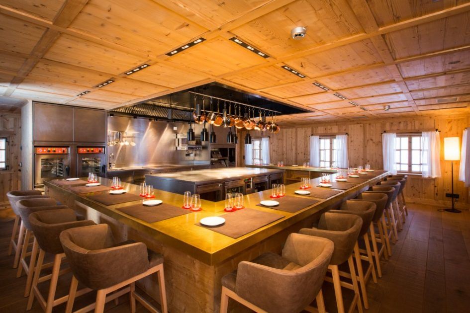 The Chefs Table - Schualhus Best restaurants in Lech, places to eat in Lech, mountain lunches in Lech