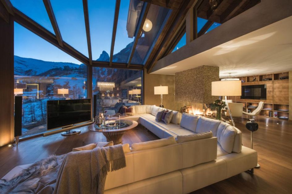 Chalet Zermatt Peak, Zermatt modern ski chalets