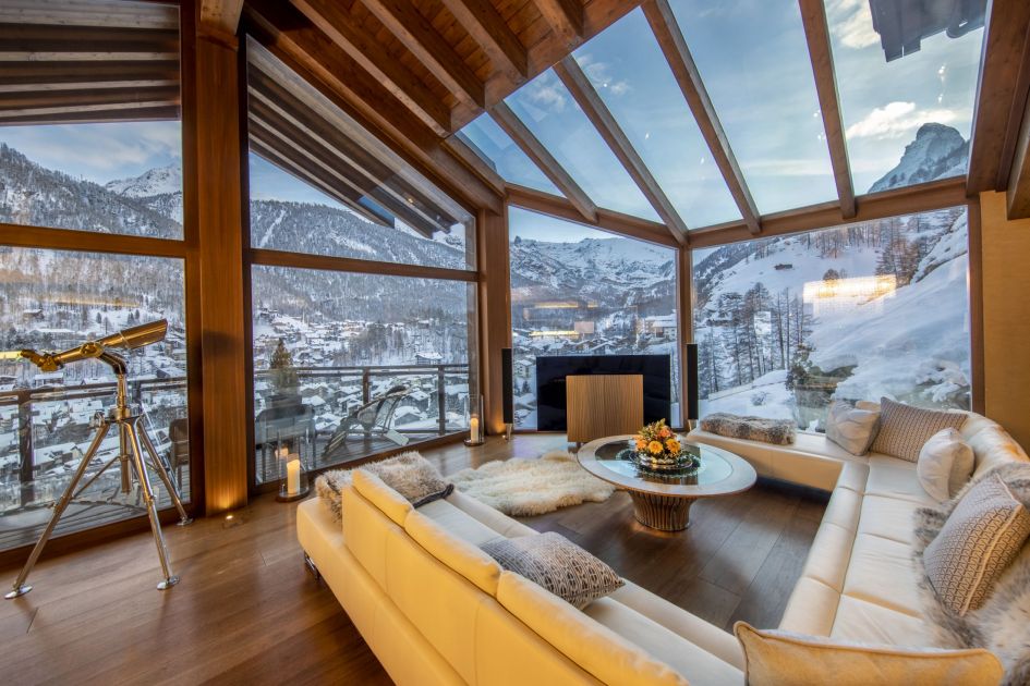modern ski chalets, luxury chalet in Zermatt, modern chalet in Zermatt