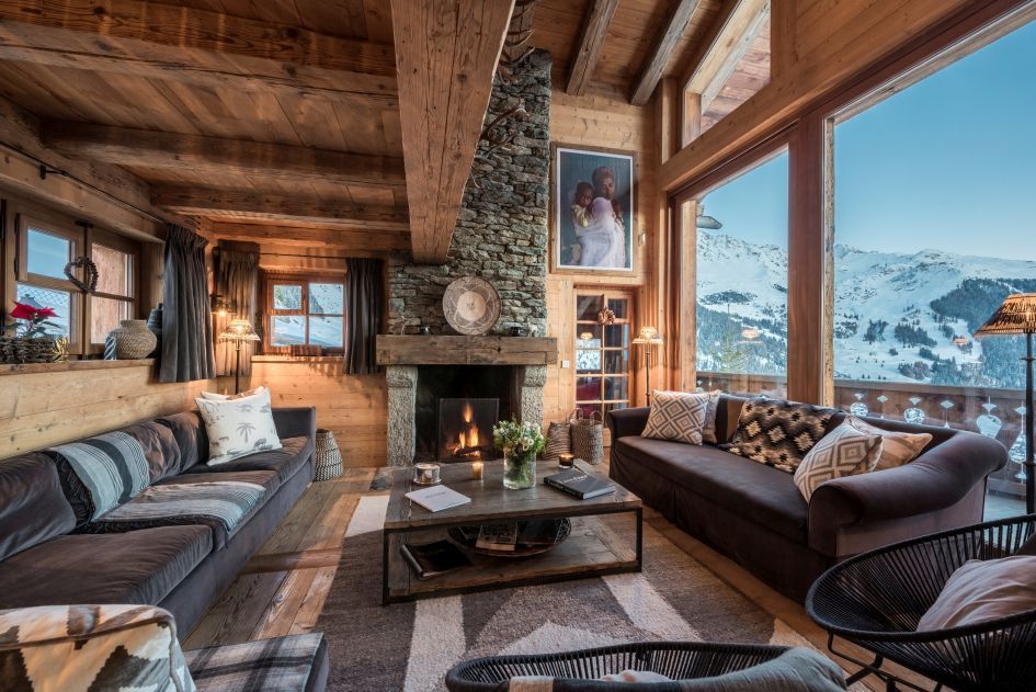 traditional chalet, luxury alpine chalet, chocolate box chalet in Switzerland