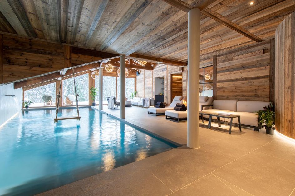 luxury chalet in Morzine with a swimming pool