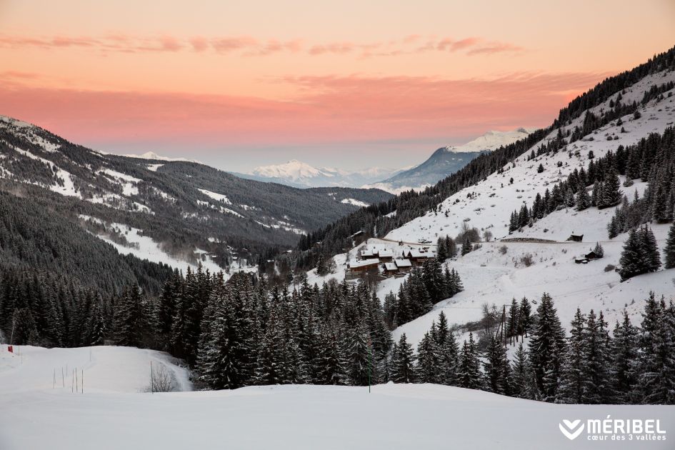 meribel ski holiday, sunset in Meribel, luxury ski holiday in Meribel, Meribel ski runs 