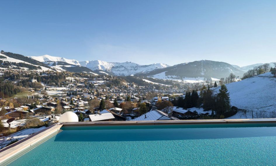 best luxury chalets with a swimming pool, luxury chalets with a pool, ski chalets in the Alps with a pool