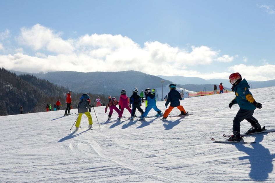 Ski school, children, ski trail