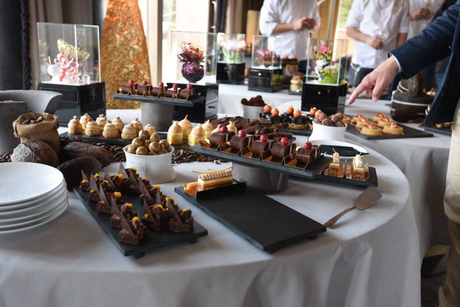 best patisserie in Courchevel 1850, Michelin star chef Courchevel 1850, Sebastien Vauxion patisserie