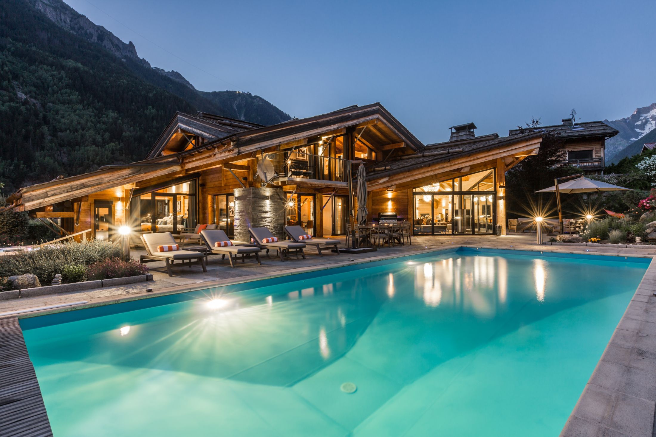 Luxury Chalet Couttet in Chamonix at dusk.