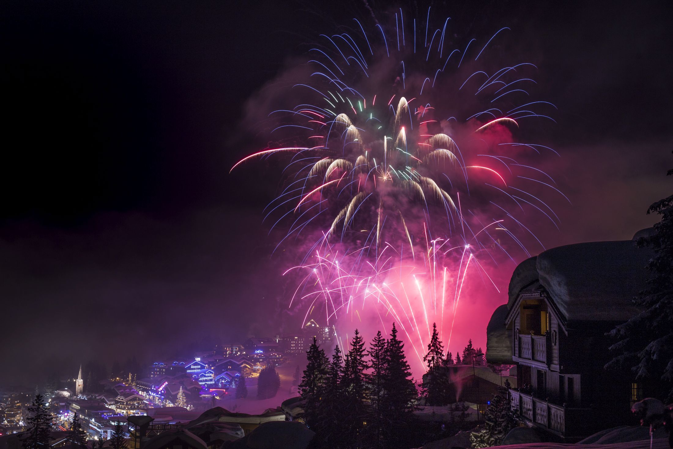 Organising a Celebratory Ski Holiday in Courchevel 1850