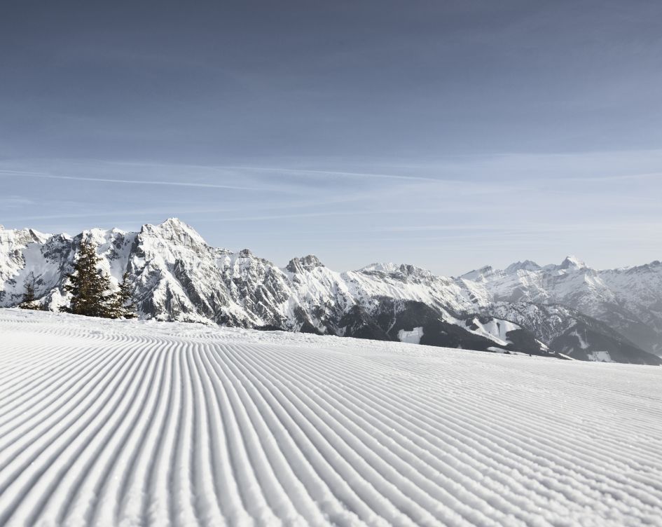 Corduroy pistes in Saalfelden Leogang ski resort, skiing in Saalfelden Leogang