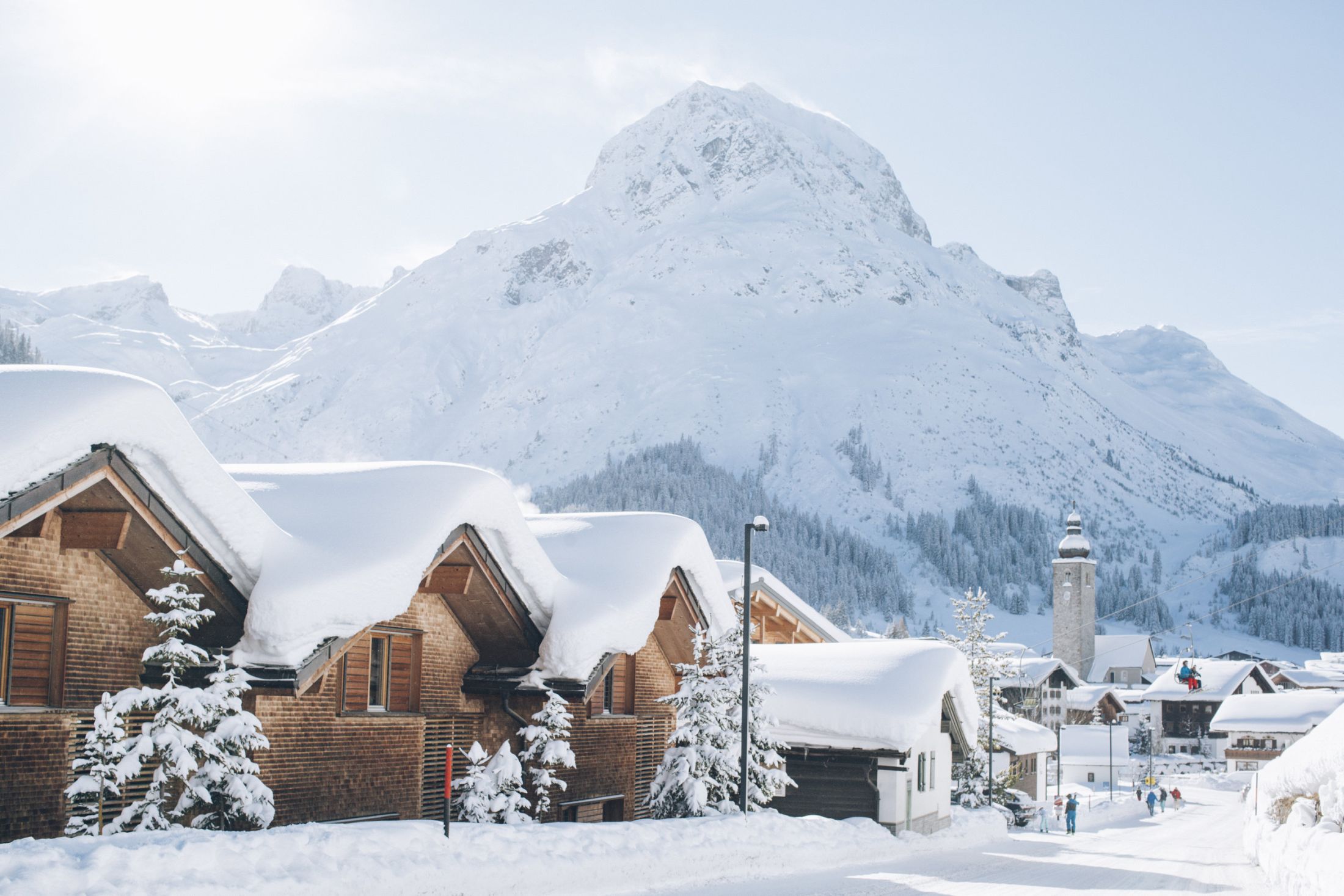 Charming and traditional centre of Lech with chocolate box luxury chalets that line the streets. 