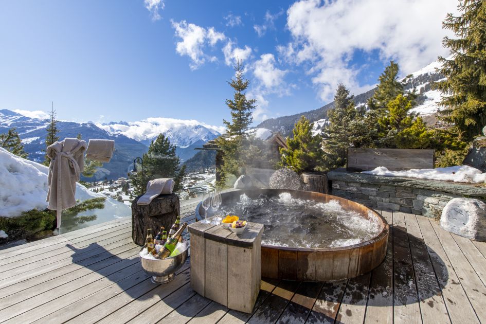 One of the two hot tubs at the aptly named Chalet Spa; a luxury chalet with outstanding wellness facilities. 