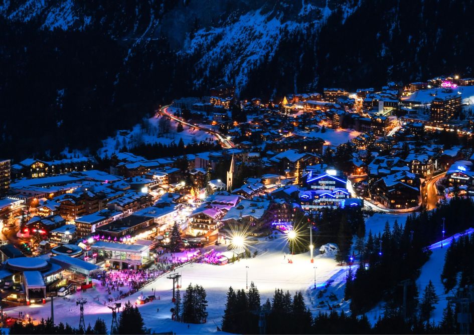 Early season skiing in Courchevel 1850 has so much to offer. This image at night, shows Courchevel lit up and ready for the festive season.