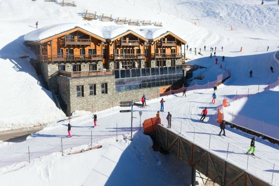 La Datcha VT is the final luxury ski-in, ski-out chalet in France that features on our list. The stone and light wooden property sits towards the bottom of the blue Plein Sud piste, seeing plenty of skiers pass by.